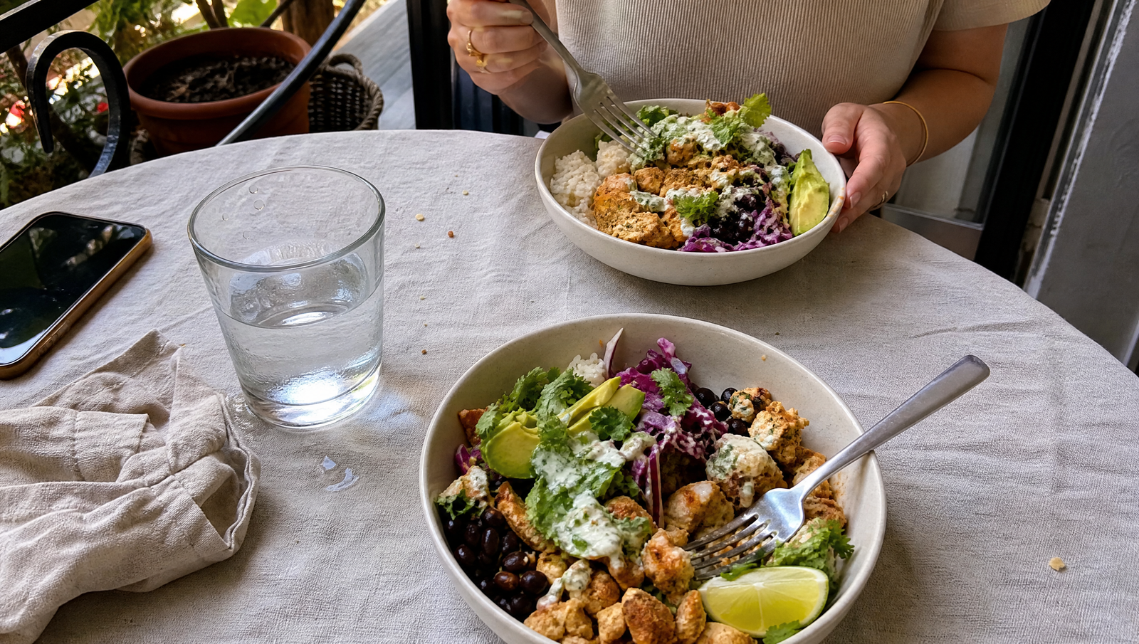 Glucose Goddess Method food order with a balanced rice bowl at a bright outdoor table